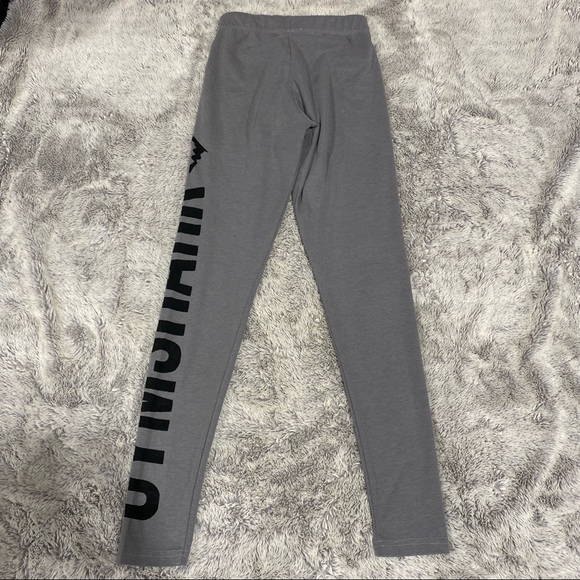 Gym Shark Leggings - Picture 2 of 8